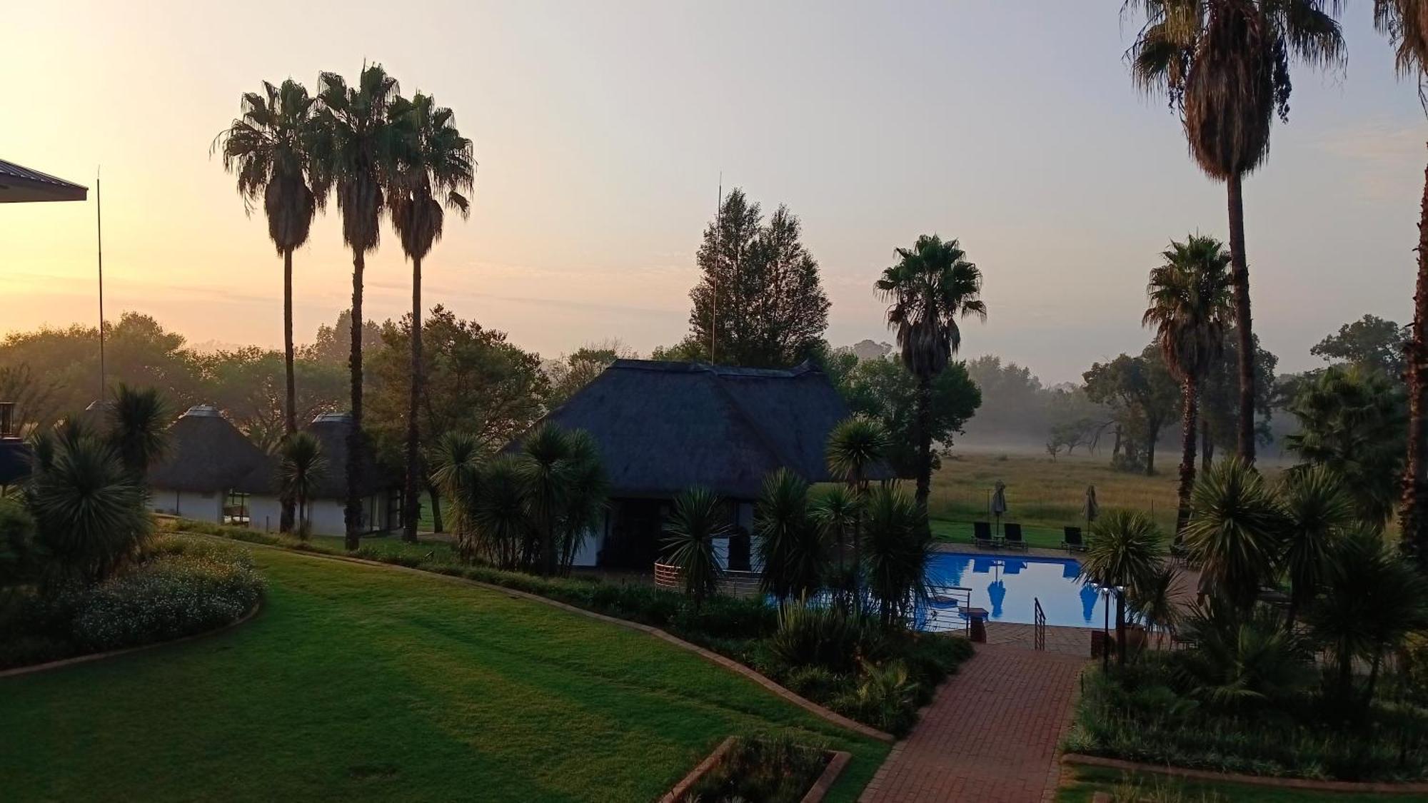 Emerald Resort & Casino Vanderbijlpark Exterior foto